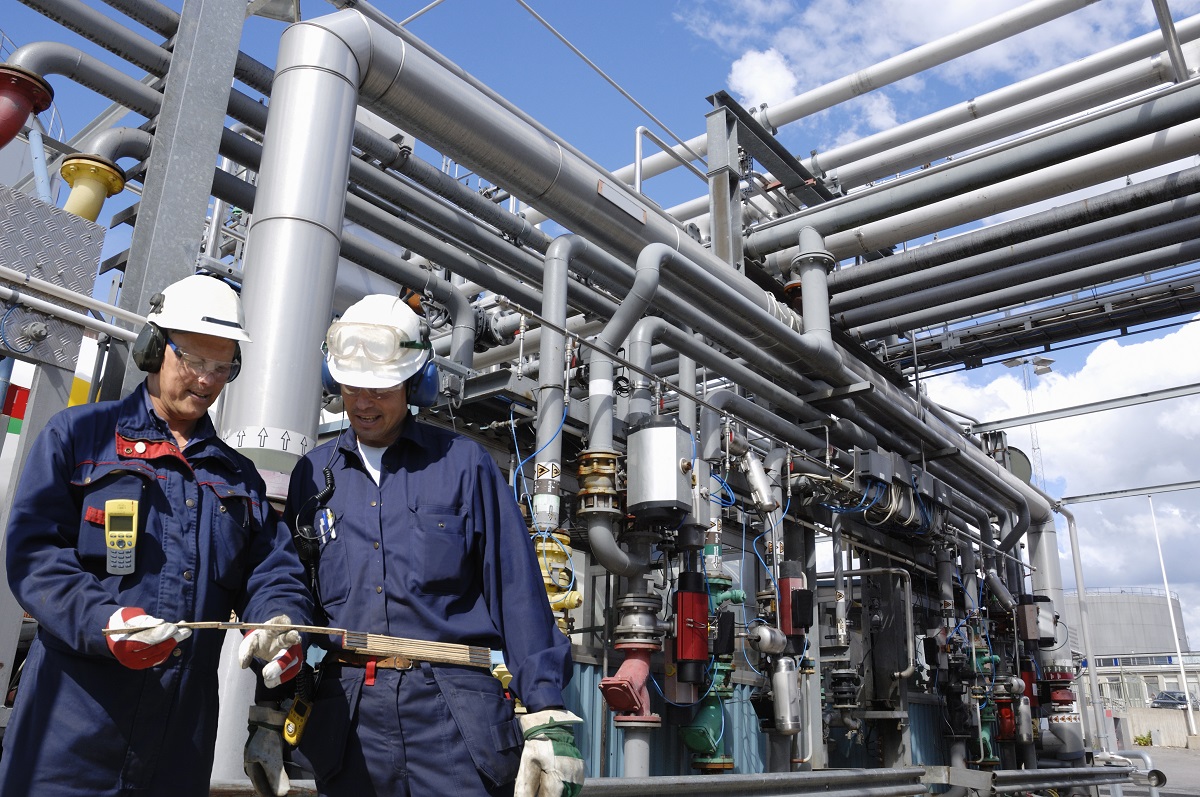 industrial workers wearing safety gear