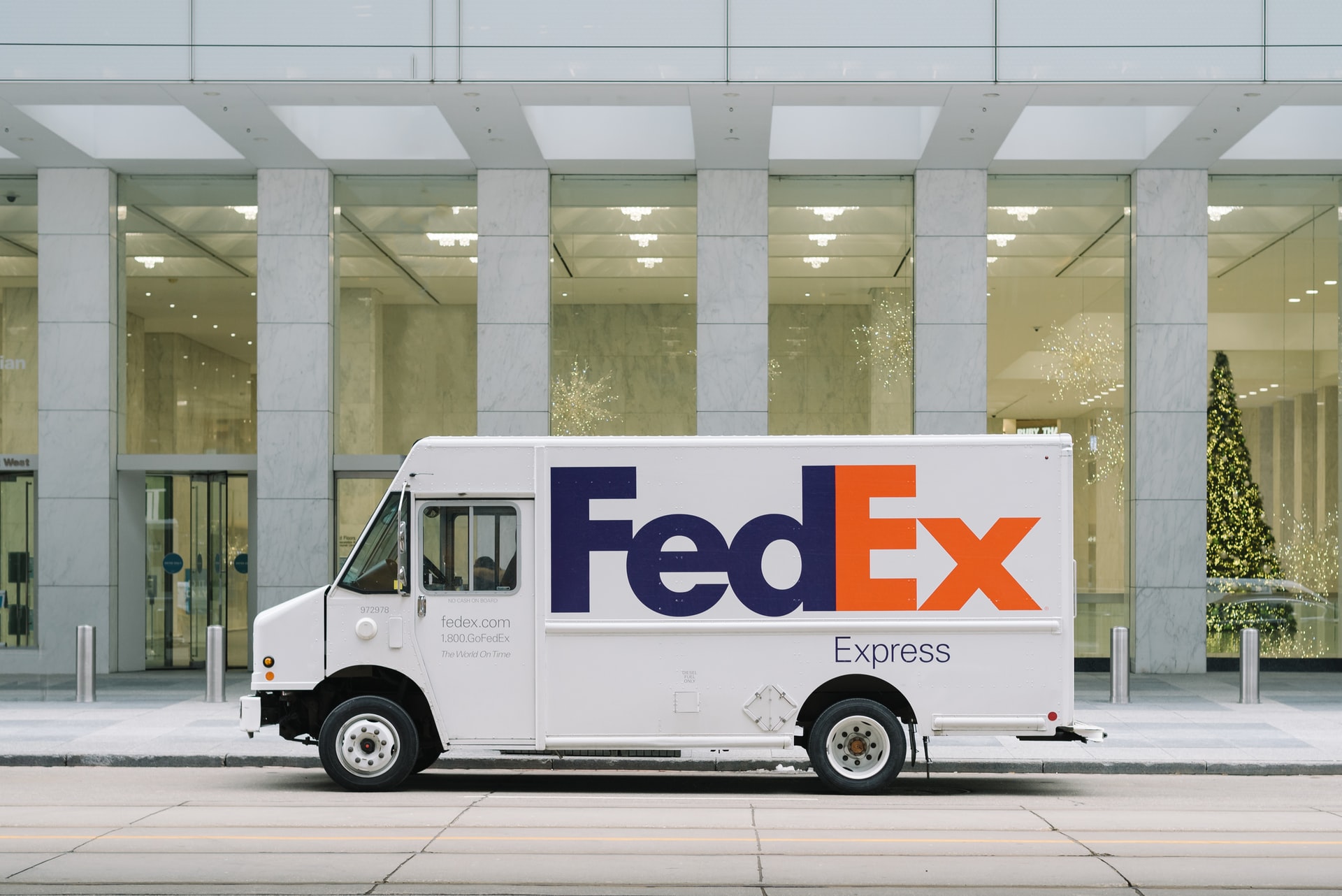 fedex